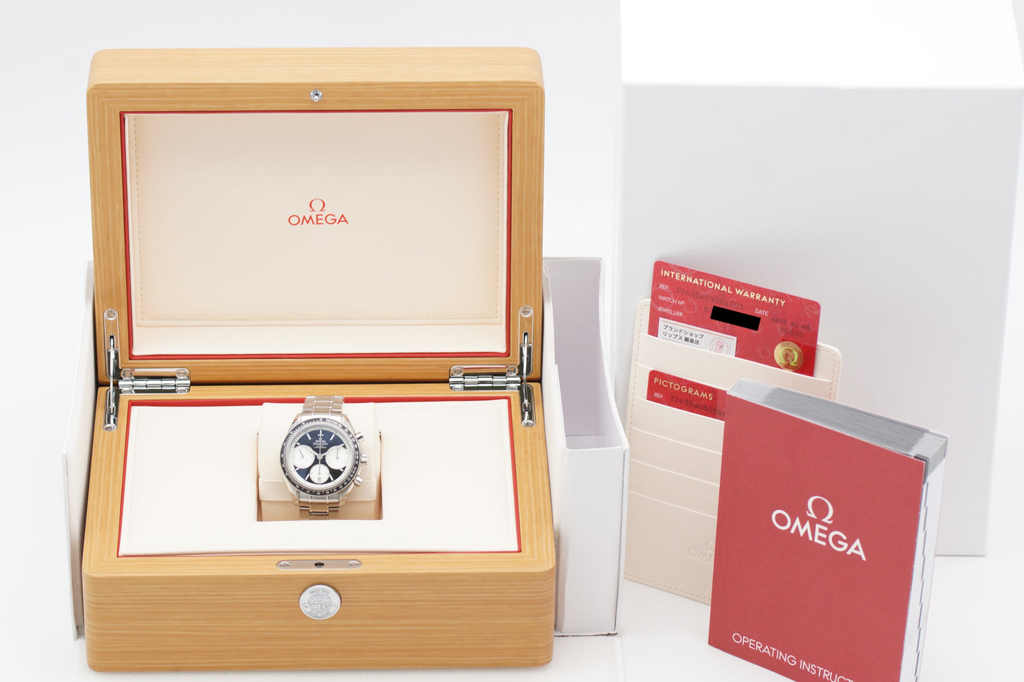 Omega Speedmaster Racing 326.30.40.50.01.002 Panda Full-Set 02/2025 NEU
