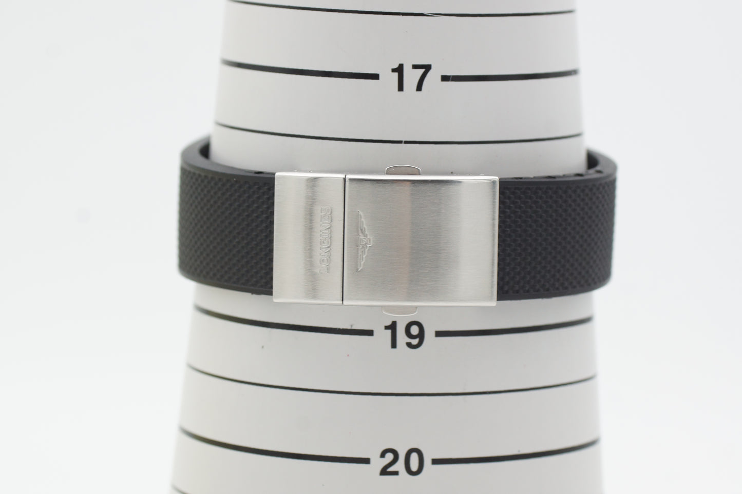 Longines HydroConquest L3.781.4.56.6 Schwarz Full-Set 2022