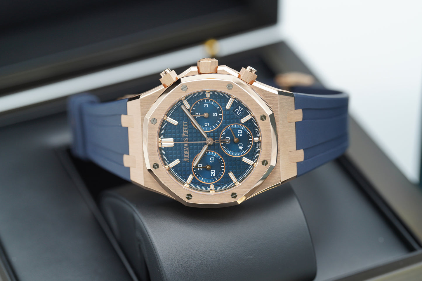 Audemars Piguet Royal Oak Chronograph 26240OR Blau Roségold 2025