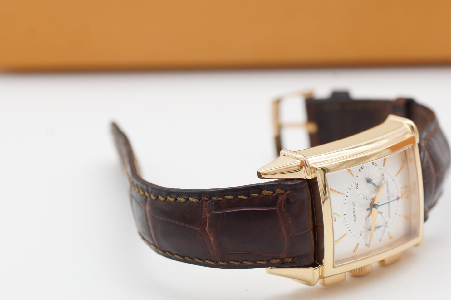 Girard-Perregaux Vintage 1945 2599 Roségold 2004