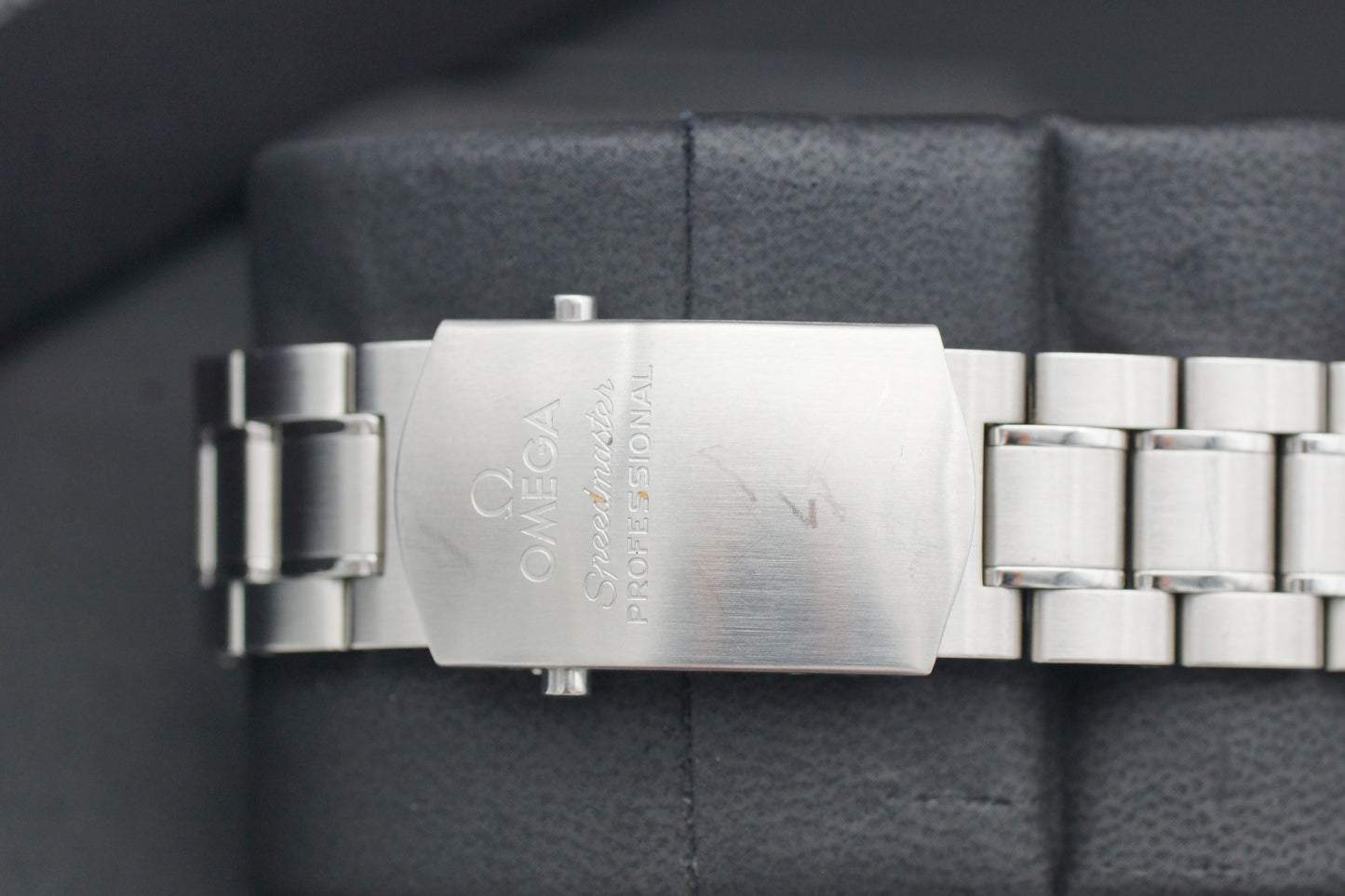 Omega Speedmaster Prof. Moowatch 311.30.42.30.01.003 Apollo 15 2011