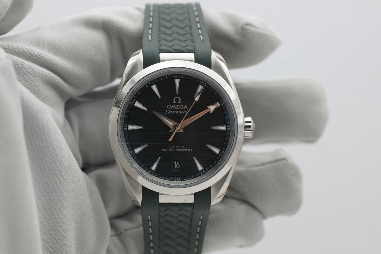 Omega Seamaster Aqua Terra 220.12.38.20.10.001 Grün NEU 2025
