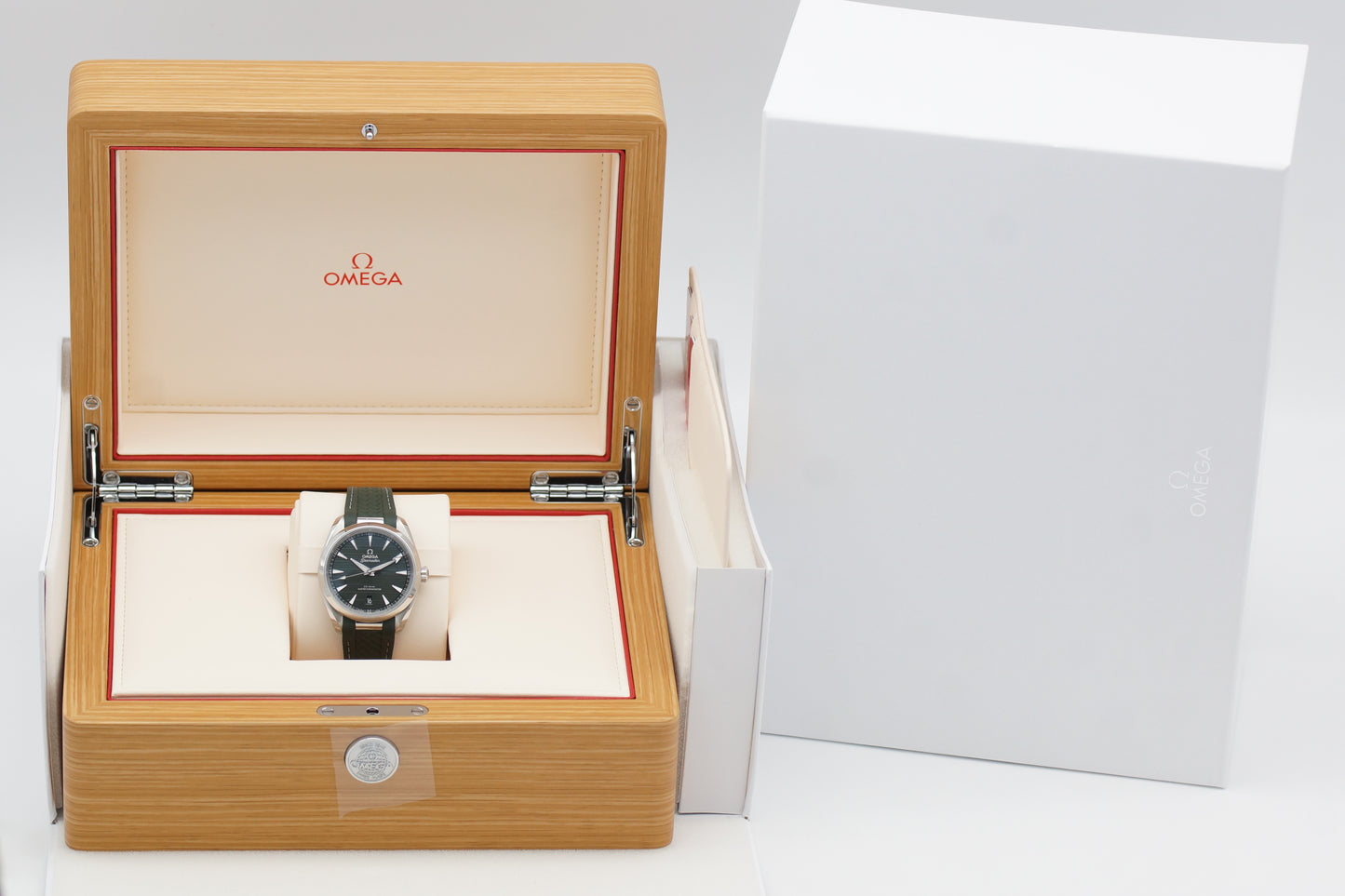 Omega Seamaster Aqua Terra 220.12.38.20.10.001 Grün NEU 2025