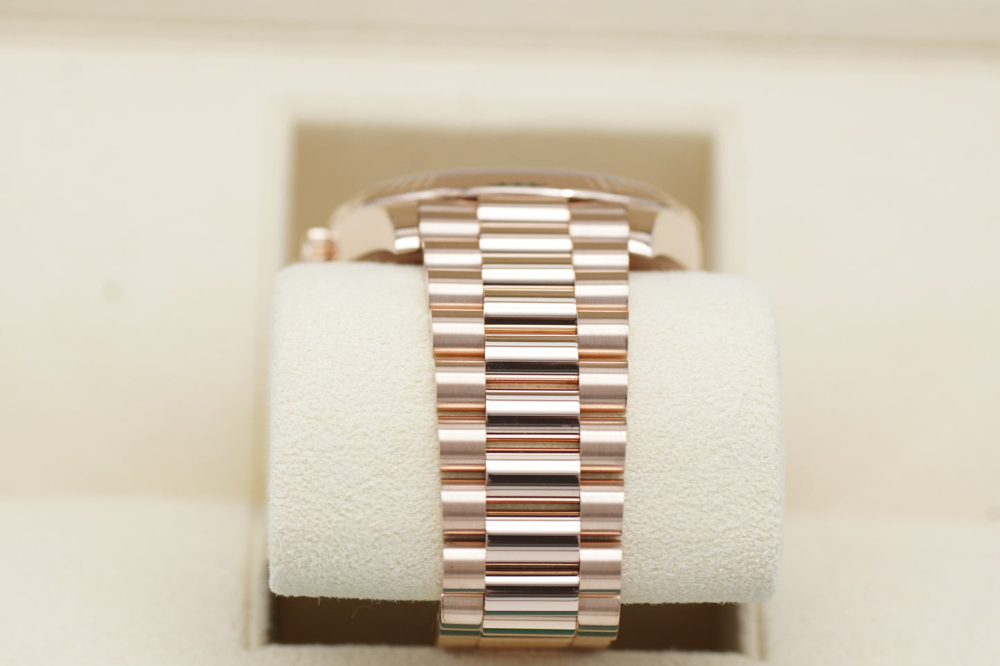 Rolex Day-Date 40 Roségold 228235 Choco Baguette Diamant Full-Set 2020