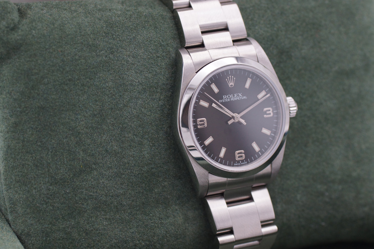 Rolex Oyster Perpetual 31 Schwarz 77080 2001 Full-Set