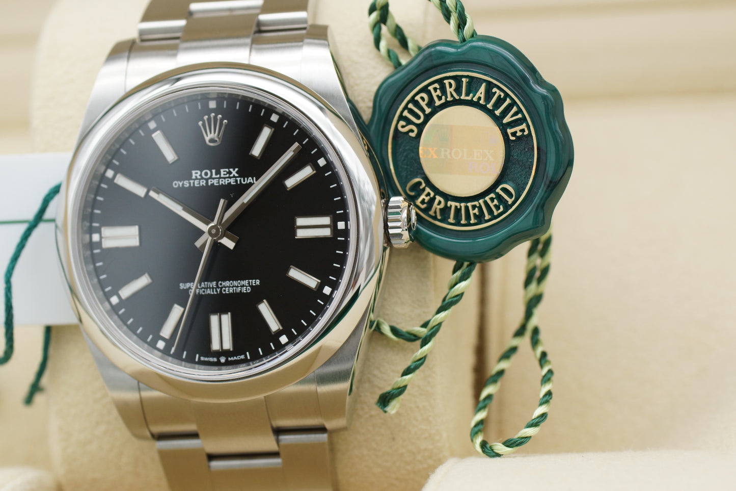 Rolex Oyster Perpetual 41 124300 Schwarz Full-Set 2021