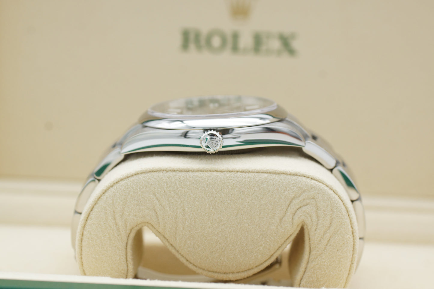 Rolex Oyster Perpetual 41 124300 Schwarz Full-Set 2021