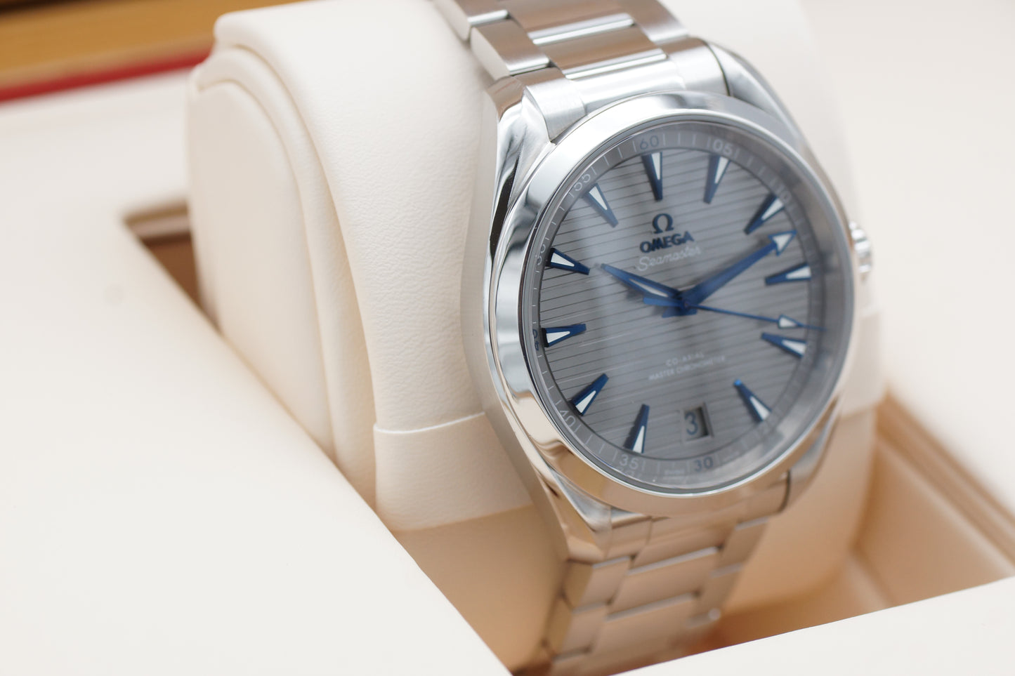 Omega Seamaster Aqua Terra 220.10.41.21.06.001 Grau Full-Set 2021