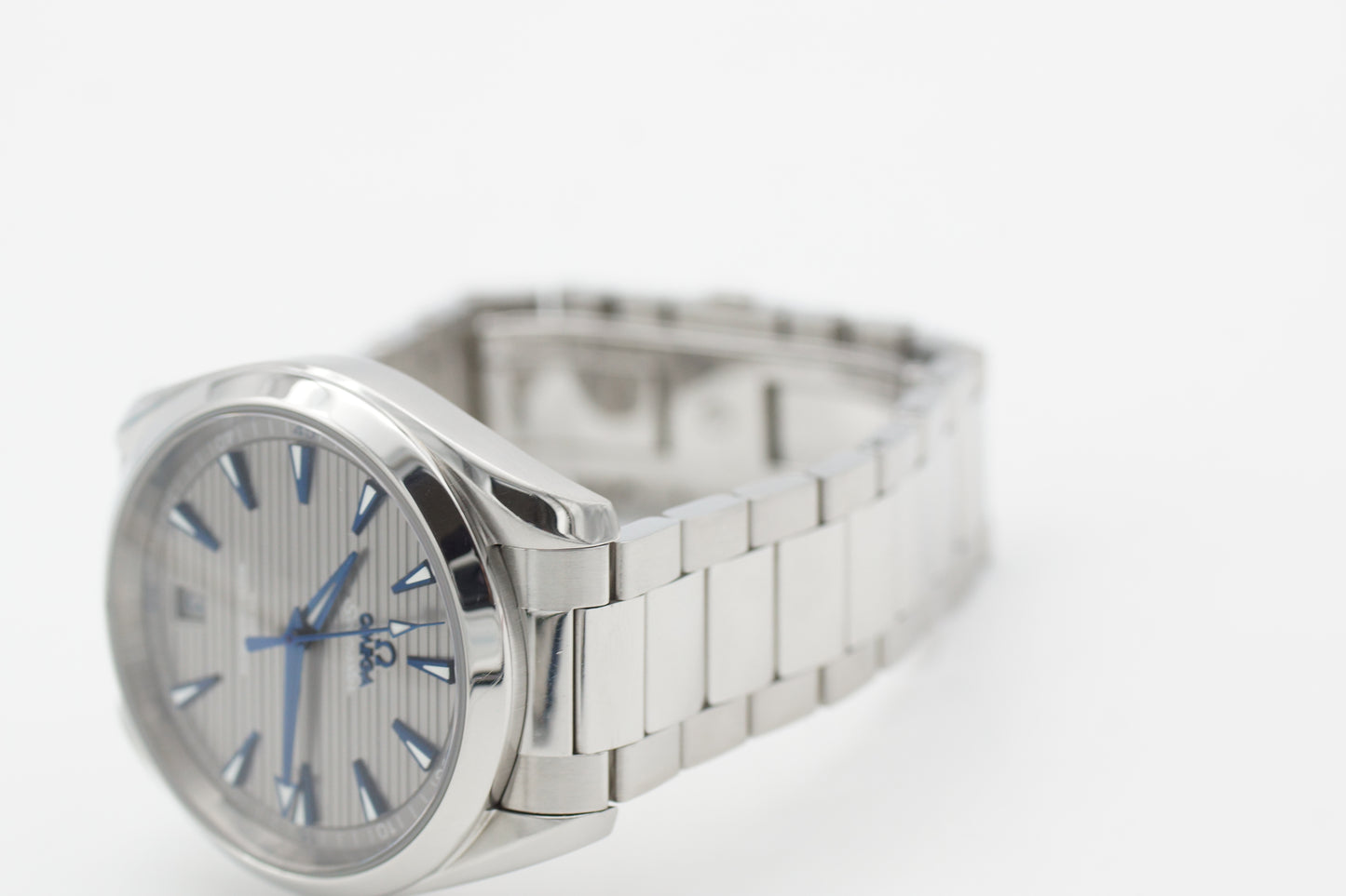 Omega Seamaster Aqua Terra 220.10.41.21.06.001 Grau Full-Set 2021