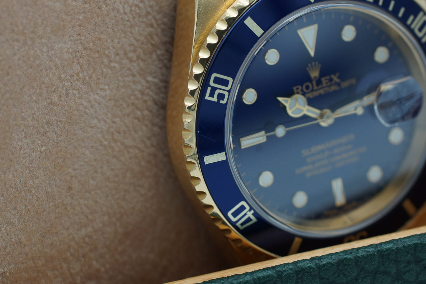 Rolex Submariner Date Gold 16618 Full-Set 2004