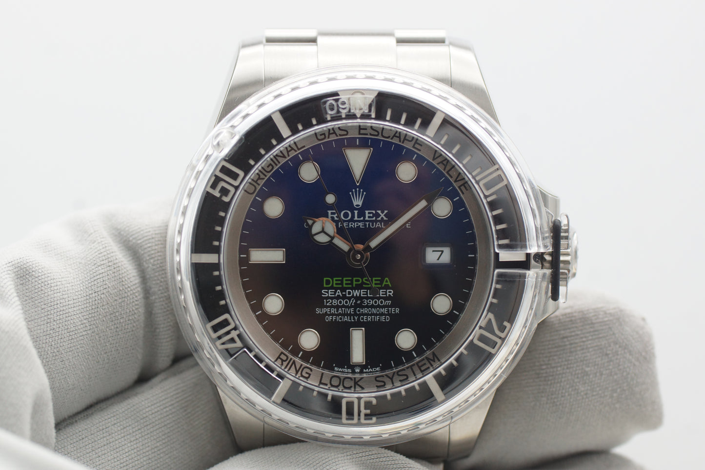 Rolex Sea-Dweller Deepsea 126660 Full-Set LC100 NEU 2019