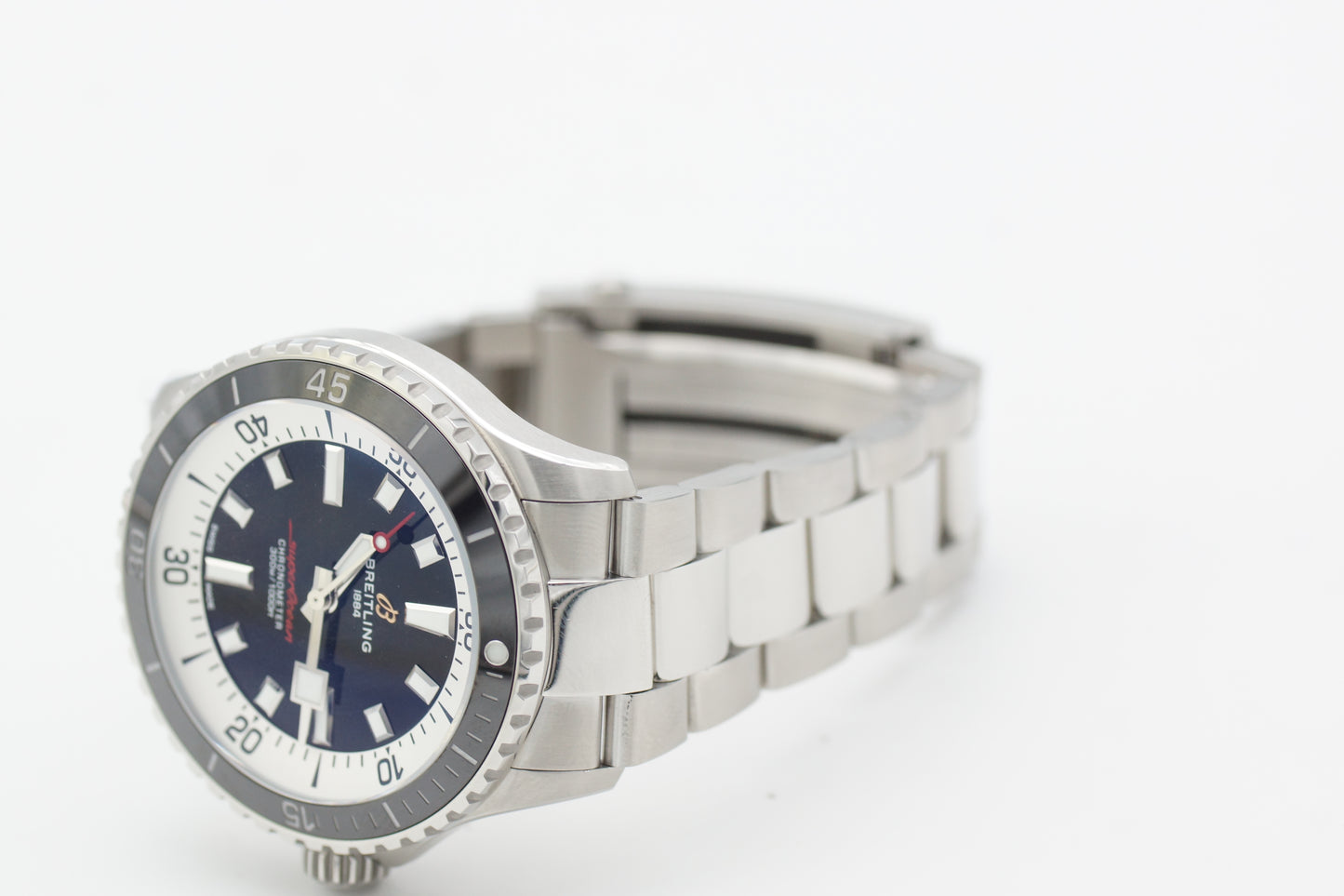 Breitling Superocean 42 Schwarz A17375 Full-Set 2025 NEU