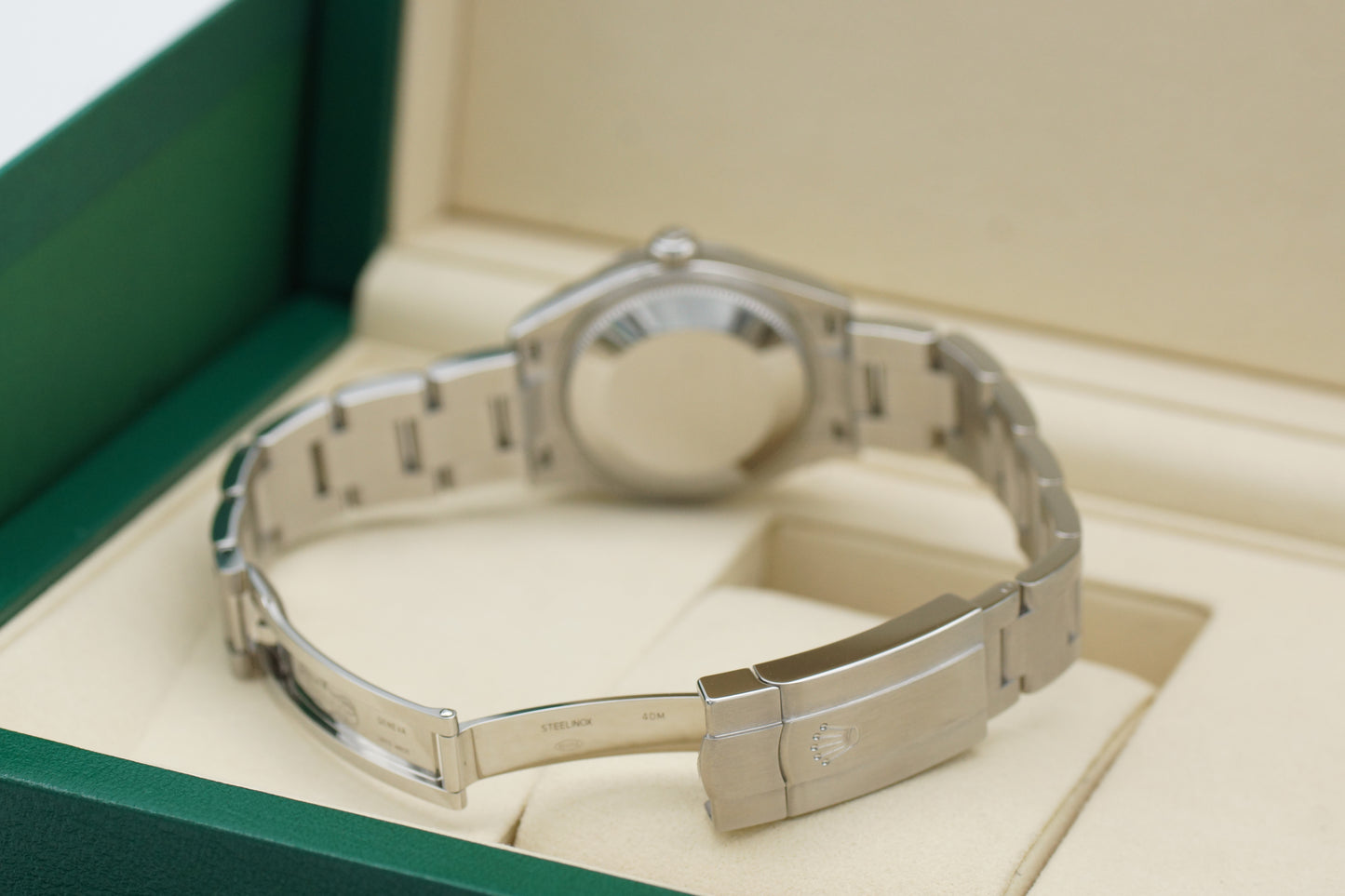 Rolex Oyster Perpetual 31 Silber 277200 Full-Set 08/2025 NEU