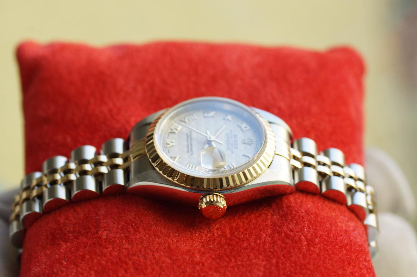 Rolex Lady-Datejust 26 69173 Pyramid Weiß Full-Set 1999