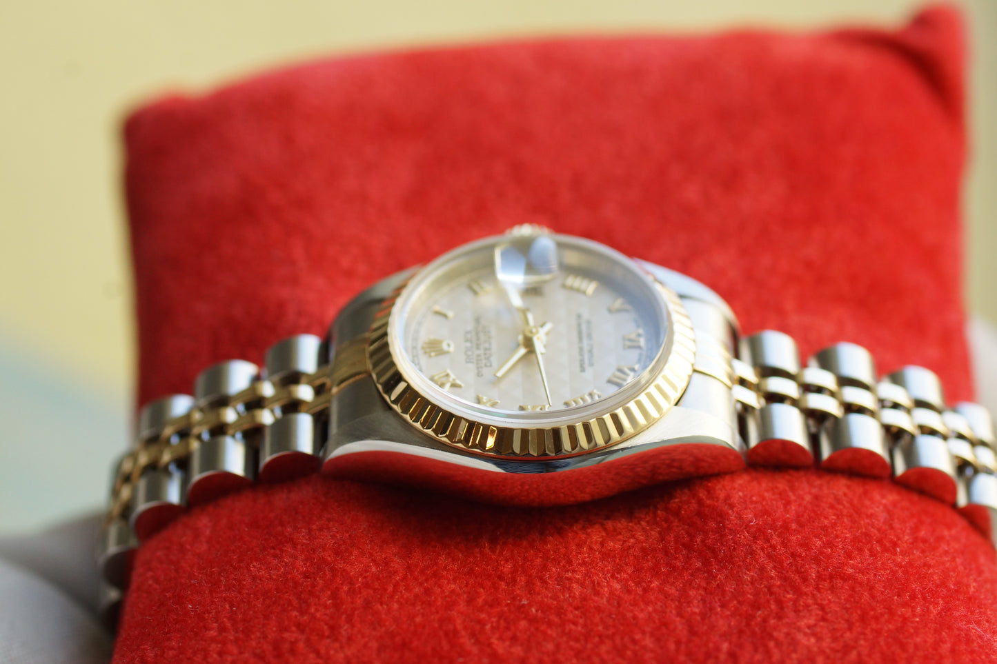 Rolex Lady-Datejust 26 69173 Pyramid Weiß Full-Set 1999