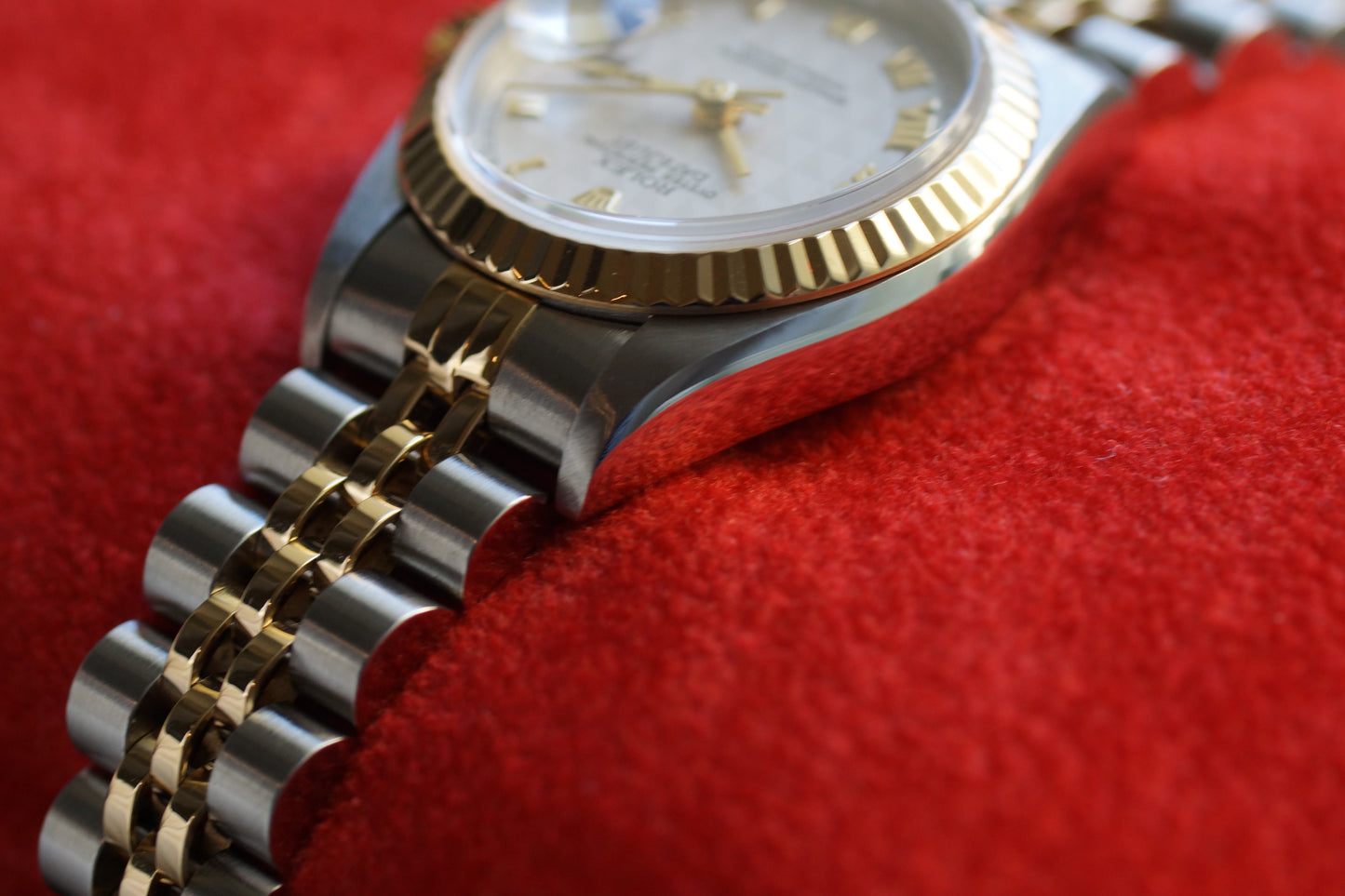 Rolex Lady-Datejust 26 69173 Pyramid Weiß Full-Set 1999