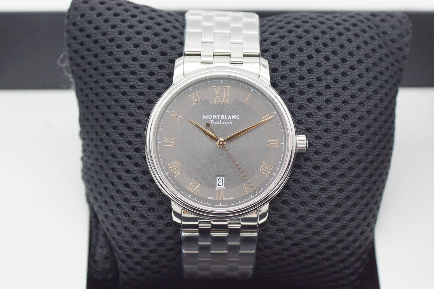Montblanc Tradition Automatic Date Grau Full-Set 2025 NEU