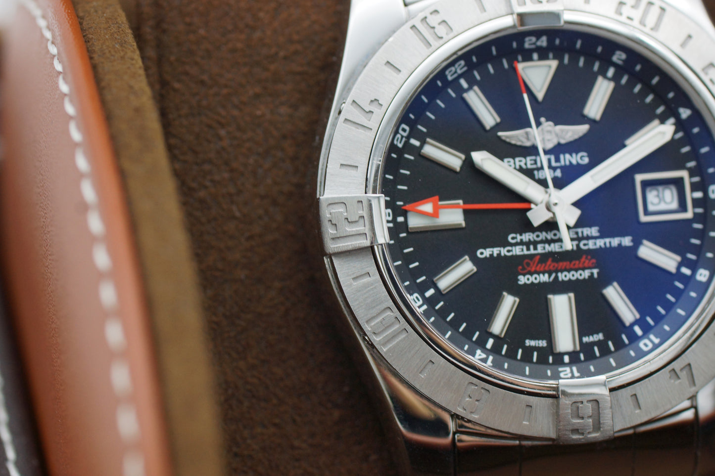 Breitling Avenger II GMT A3239011 Full-Set 2017