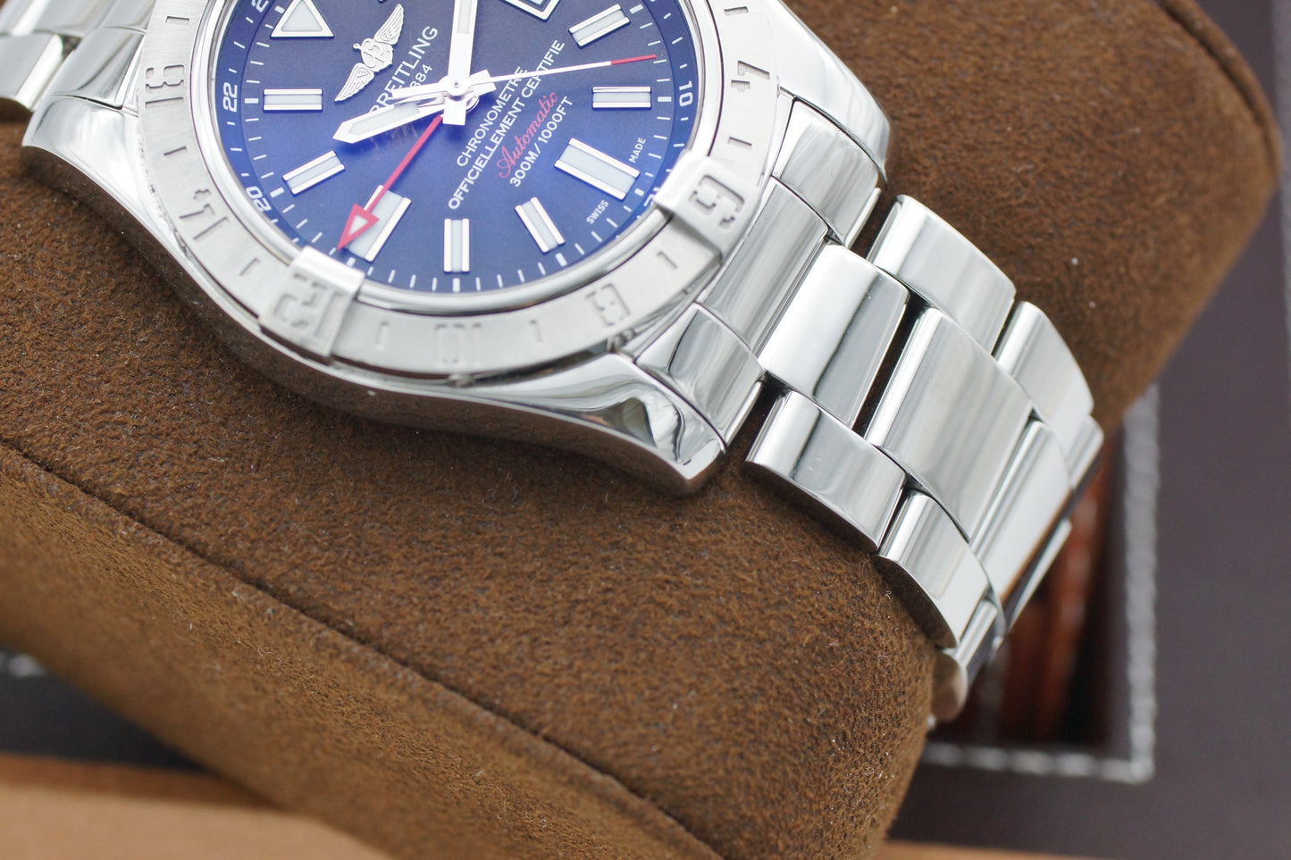 Breitling Avenger II GMT A3239011 Full-Set 2017
