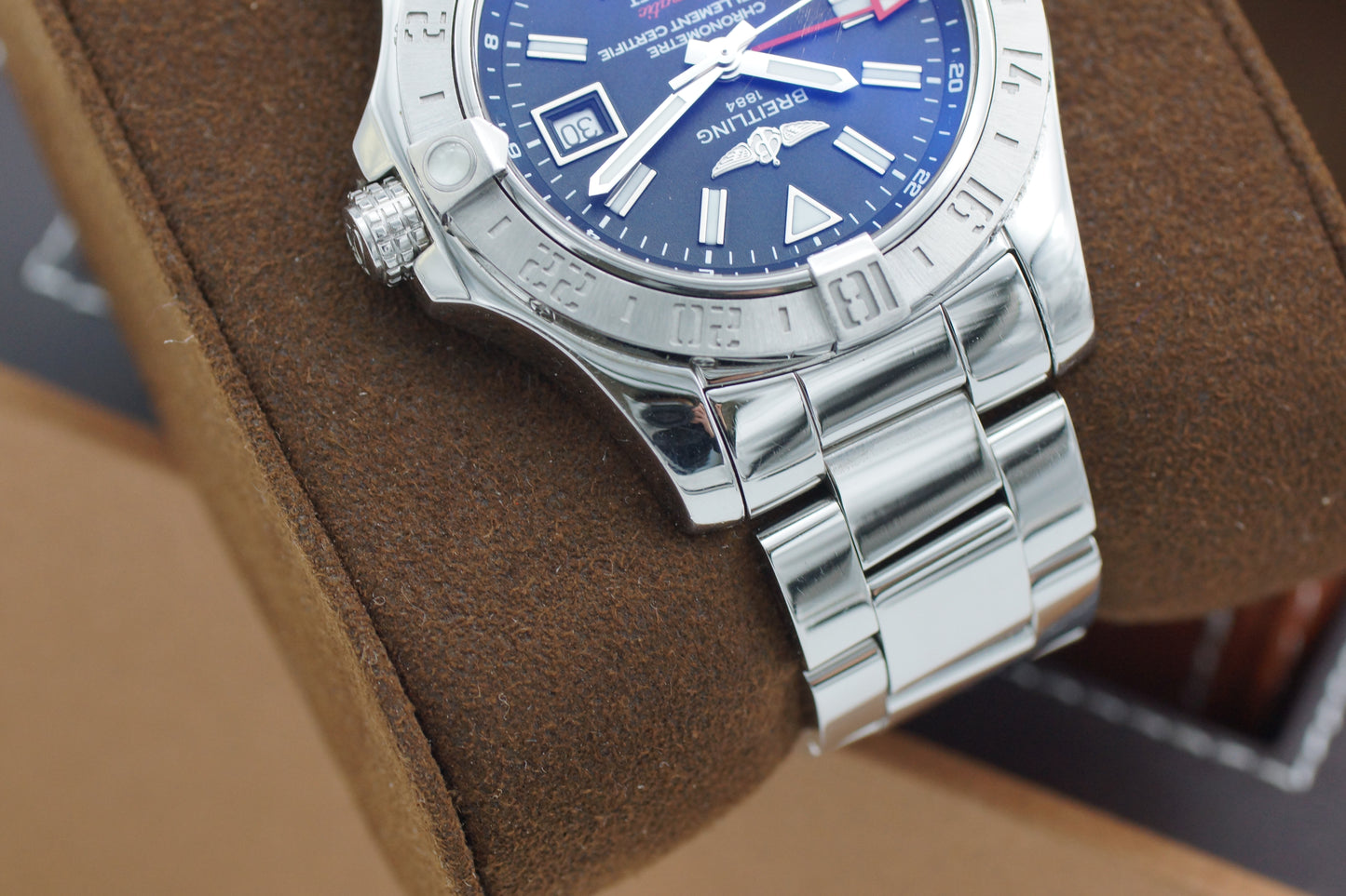Breitling Avenger II GMT A3239011 Full-Set 2017