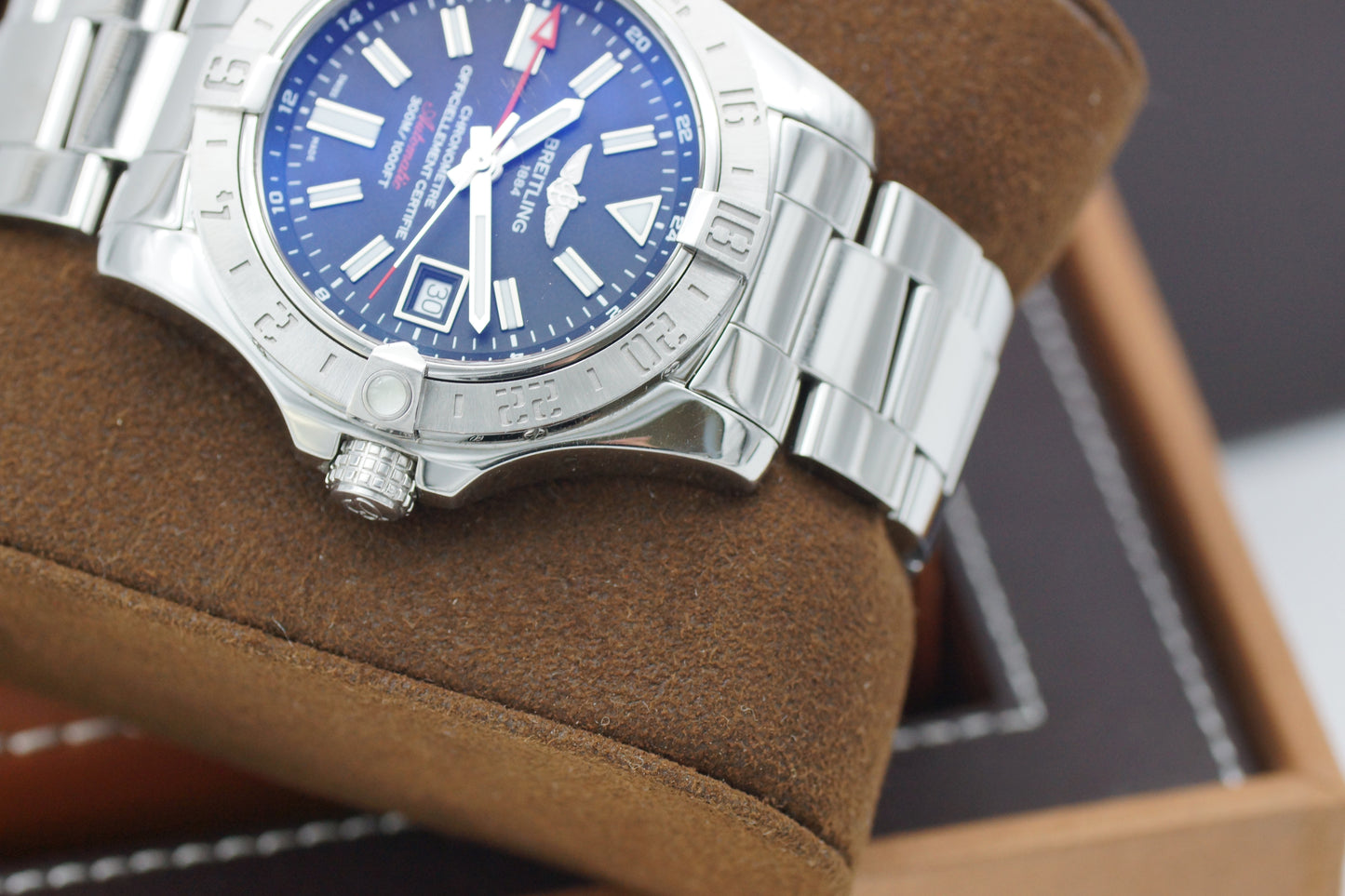 Breitling Avenger II GMT A3239011 Full-Set 2017