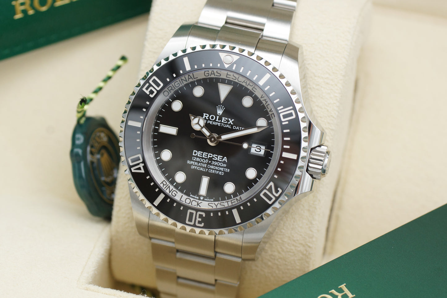 Rolex Sea-Dweller Deepsea 136660 Full-Set 2025 (LC100)