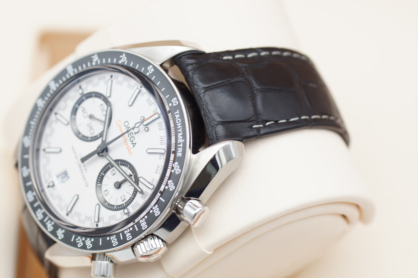 Omega Speedmaster Racing 329.30.44.51.04.001 Full-Set 02/2022