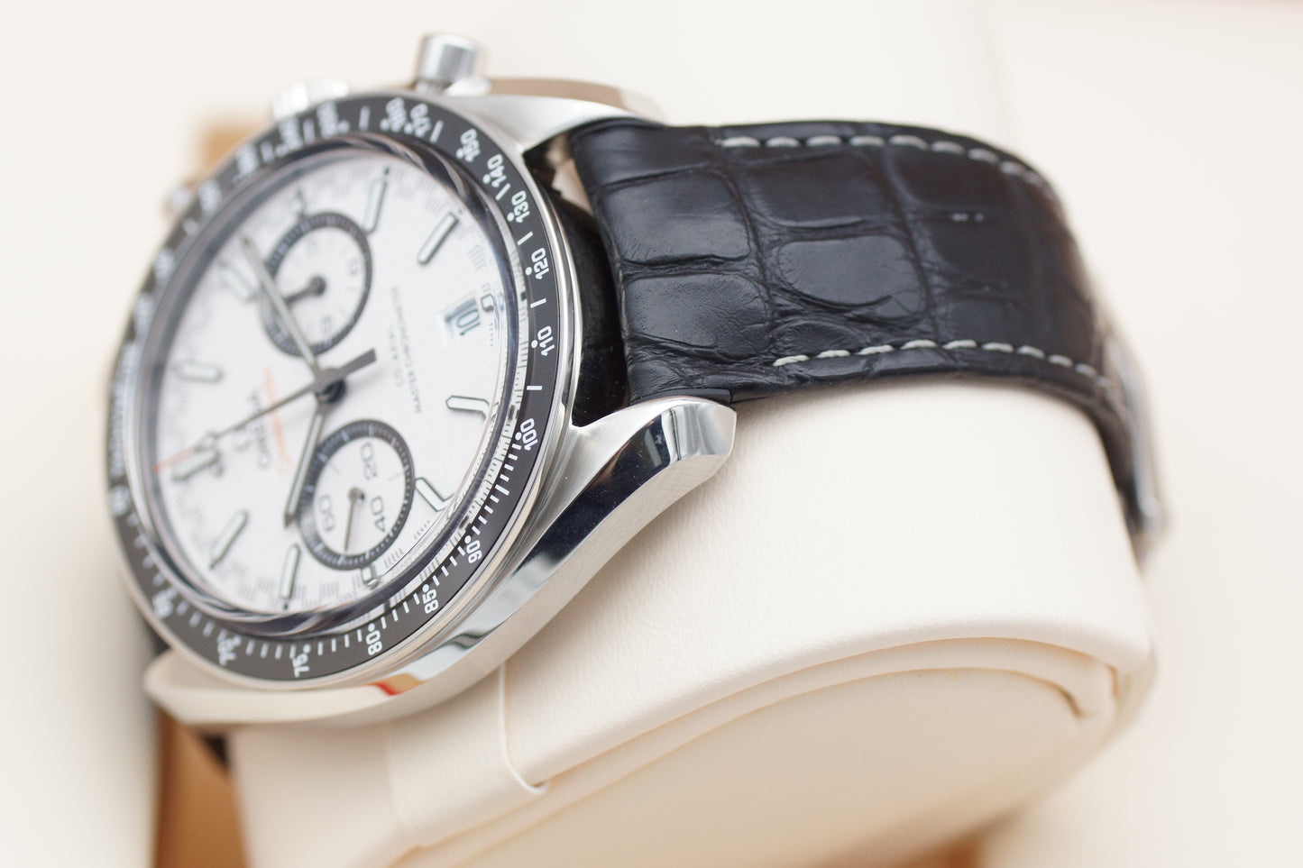 Omega Speedmaster Racing 329.30.44.51.04.001 Full-Set 02/2022