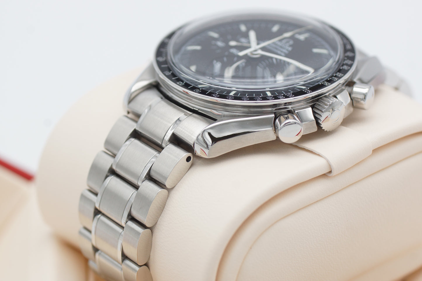 Omega Speedmaster Prof. Moonwatch 3570.50 Box 2003