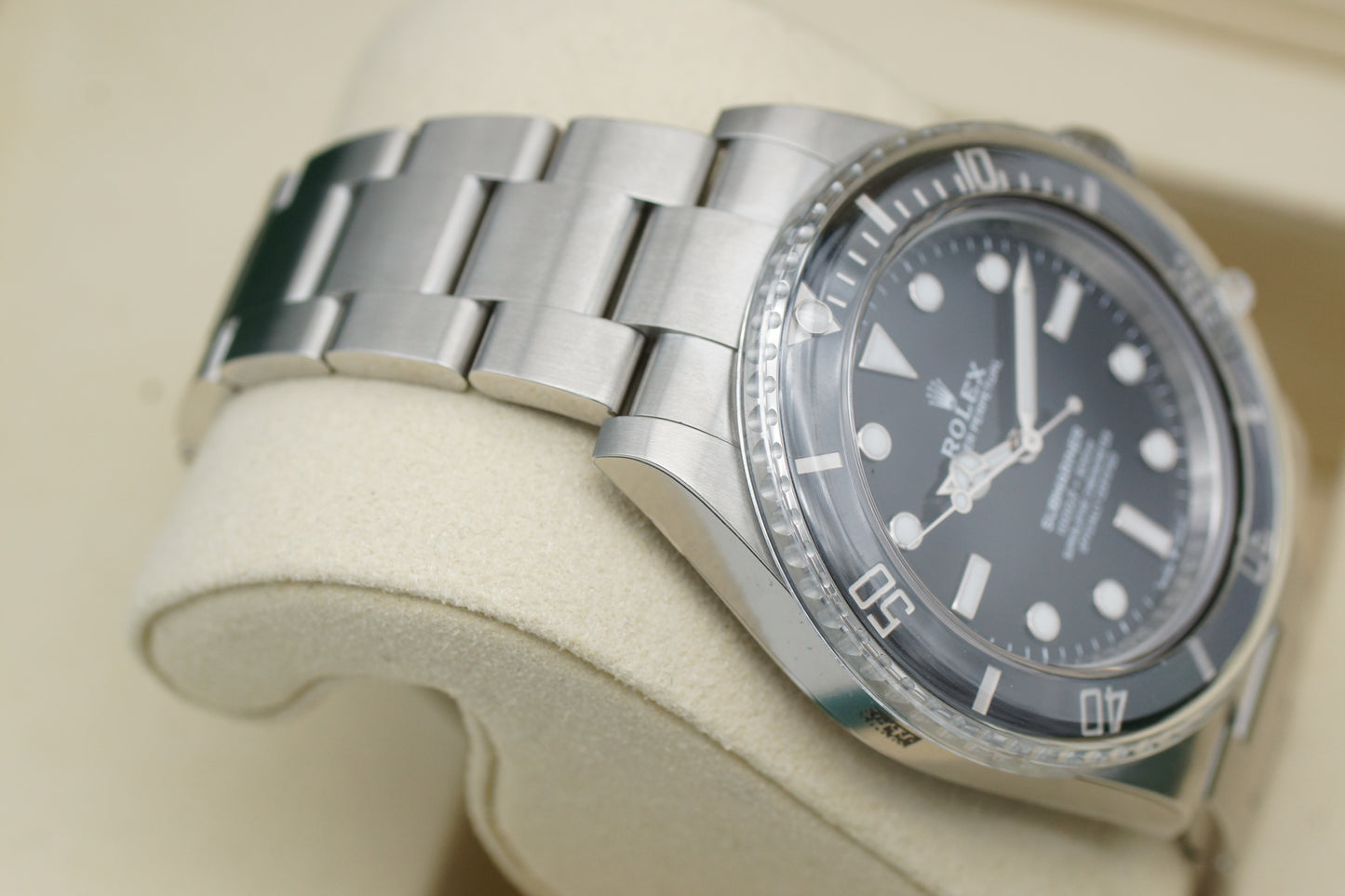 Rolex Submariner No-Date 124060 Full-Set 2025 NEU + verklebt