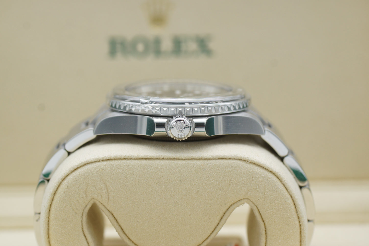 Rolex Submariner No-Date 124060 Full-Set 2025 NEU + verklebt