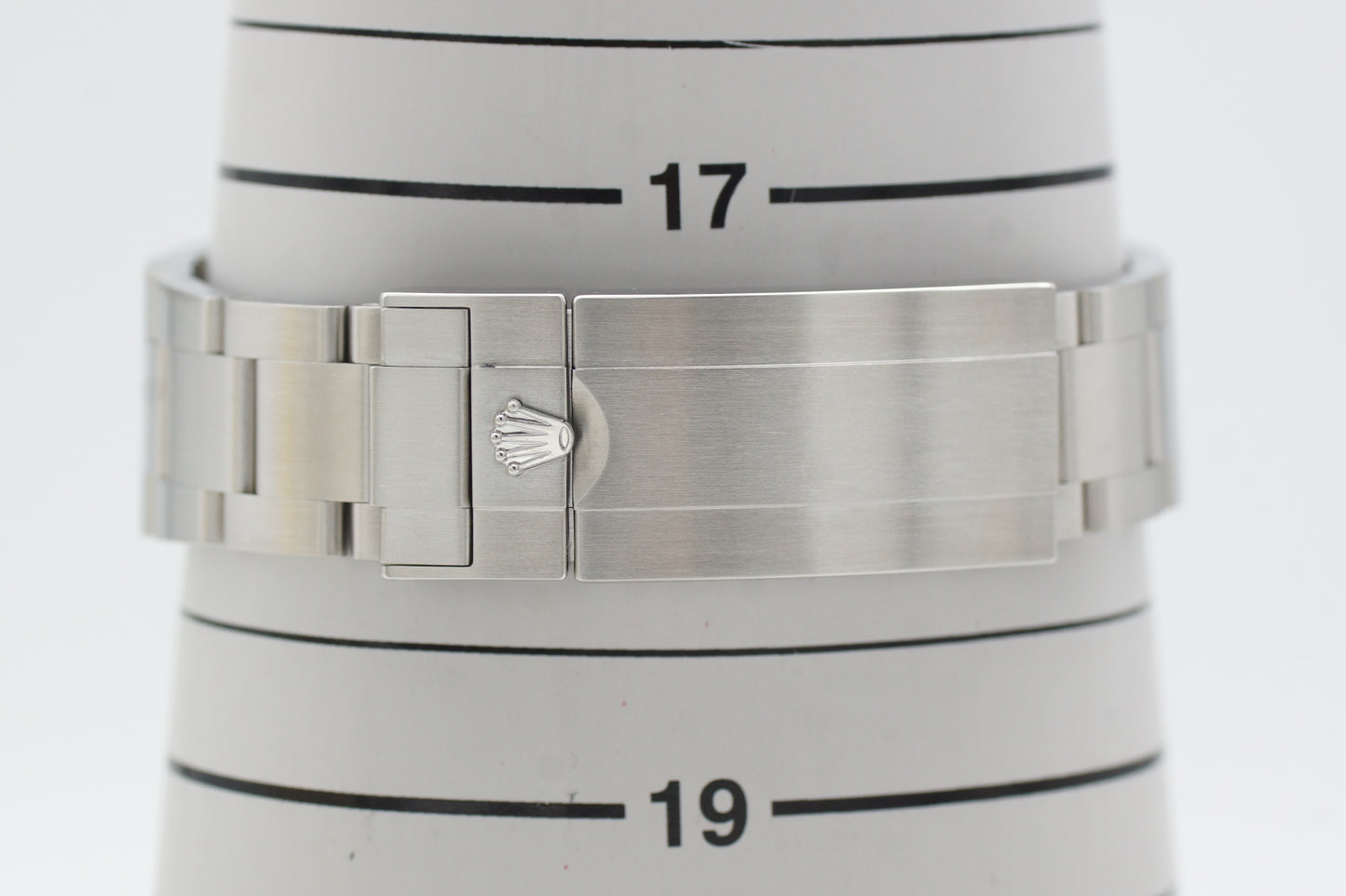 Rolex Submariner No-Date 124060 Full-Set 12/2022