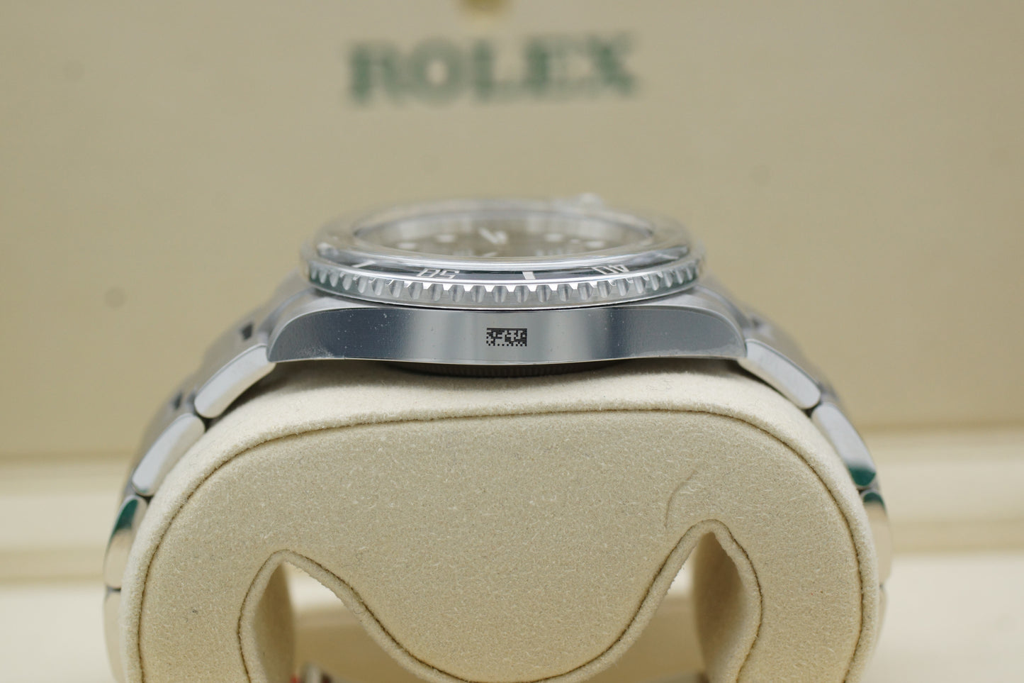 Rolex Submariner No-Date 124060 Full-Set 2025 NEU + verklebt