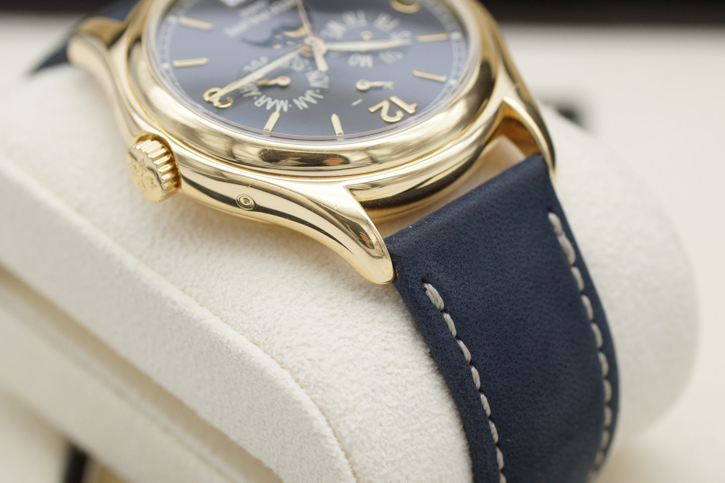 Patek Philippe Annual Calendar 5146J 18K Gelbgold Jahreskalender Full-Set 2005