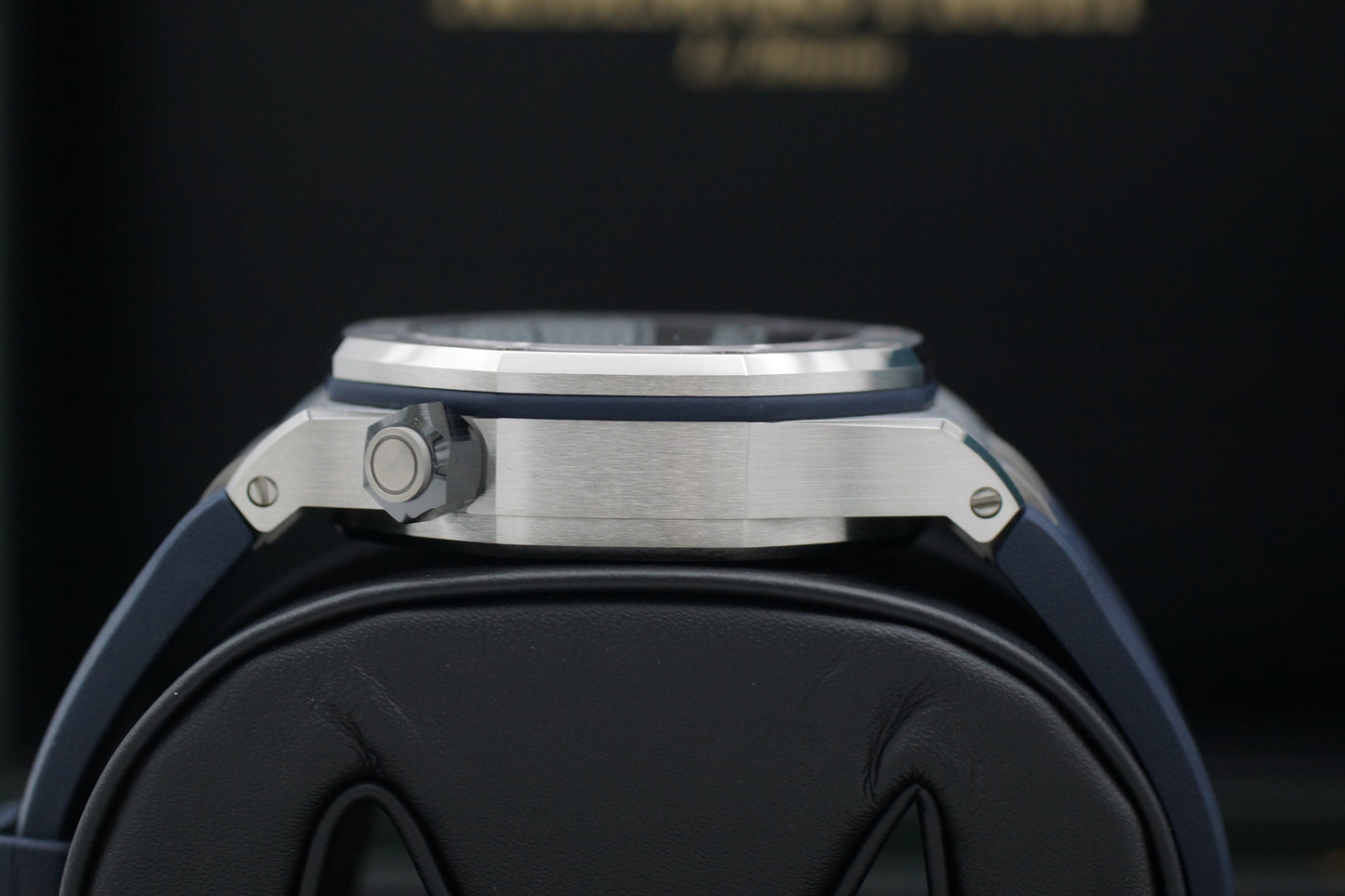 Audemars Piguet Royal Oak Offshore Diver 15720ST Blau 2024