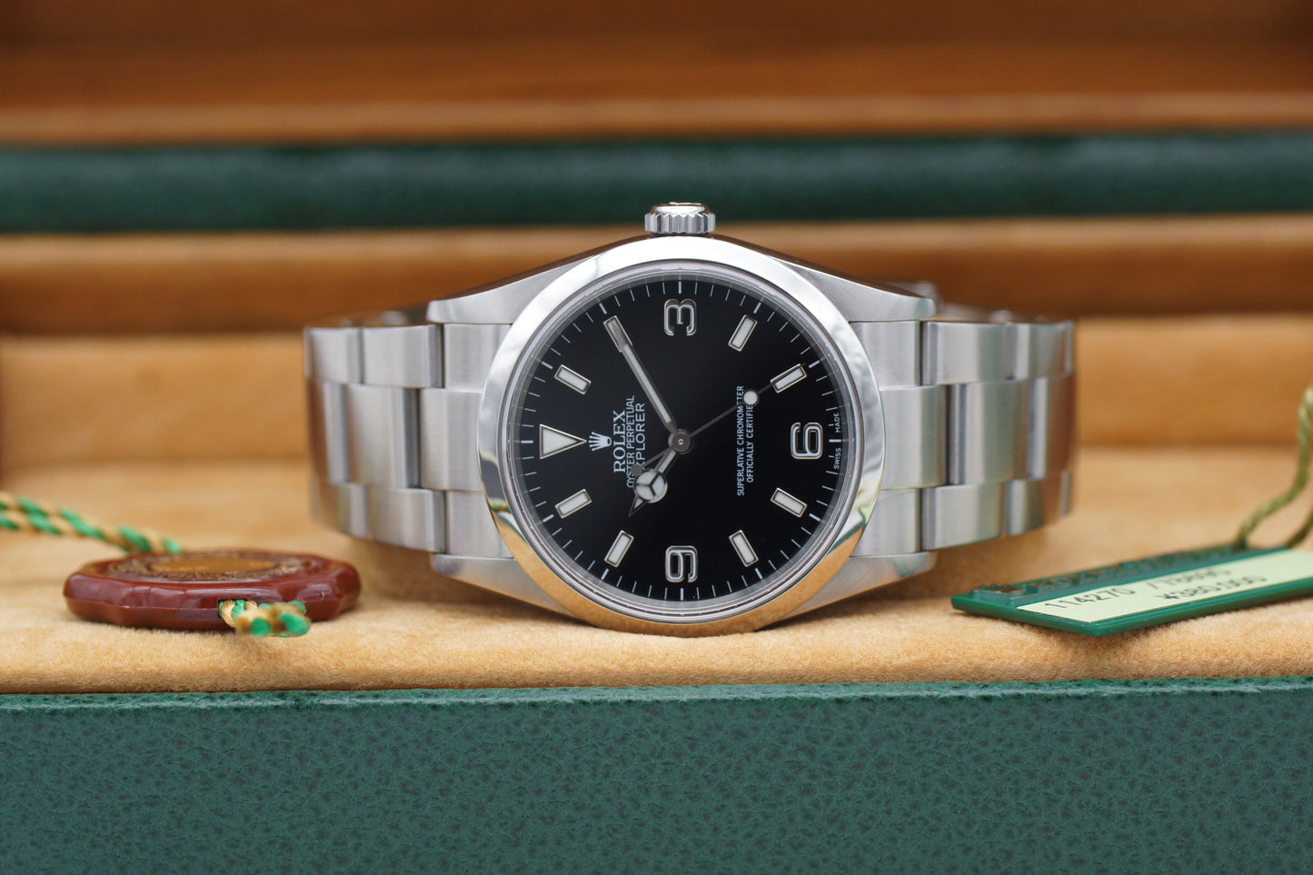 Rolex Explorer I 36 114270 Box/Papiere 2002