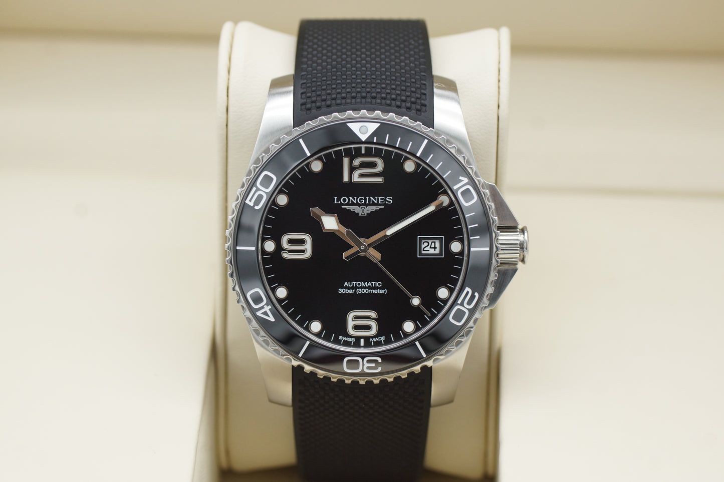Longines HydroConquest  L3.781.4.56.6 Schwarz Full-Set 2022