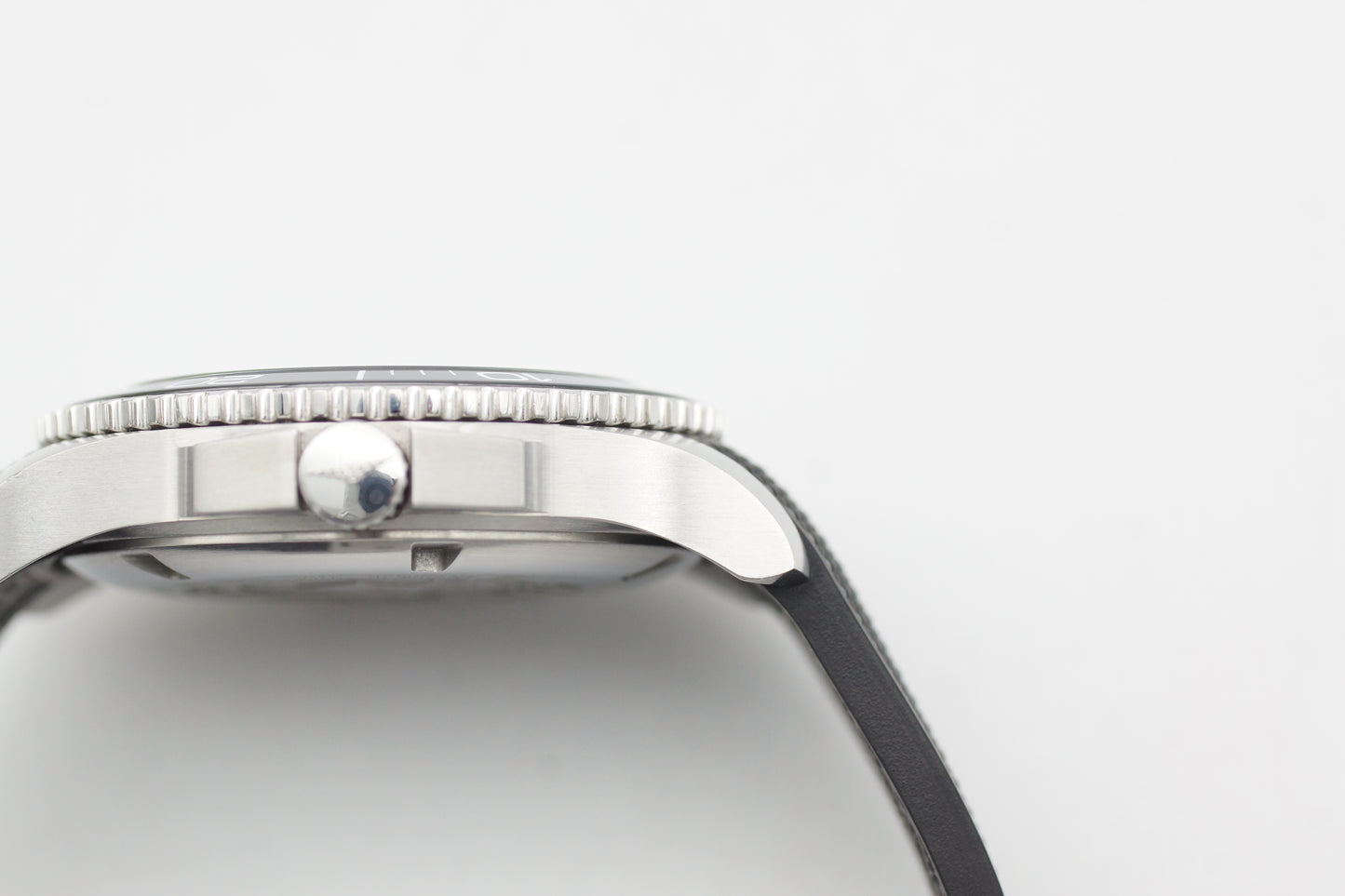 Longines HydroConquest  L3.781.4.56.6 Schwarz Full-Set 2022