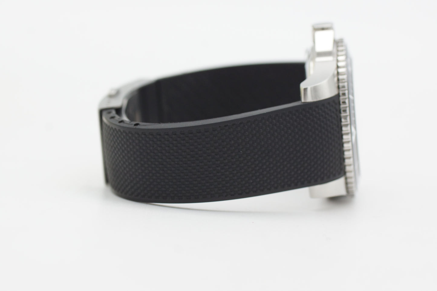 Longines HydroConquest  L3.781.4.56.6 Schwarz Full-Set 2022