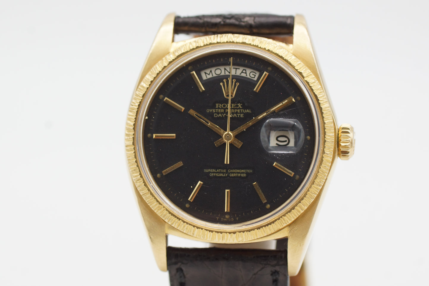 Rolex Day-Date 36 1807 Schwarz 18K Gelbgold 1970 Borkenlunette