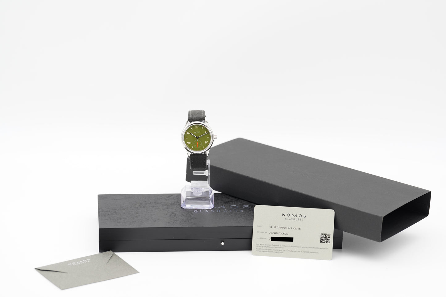 NOMOS Glashütte Club 707.GB Olive 06/2026 (NEU)