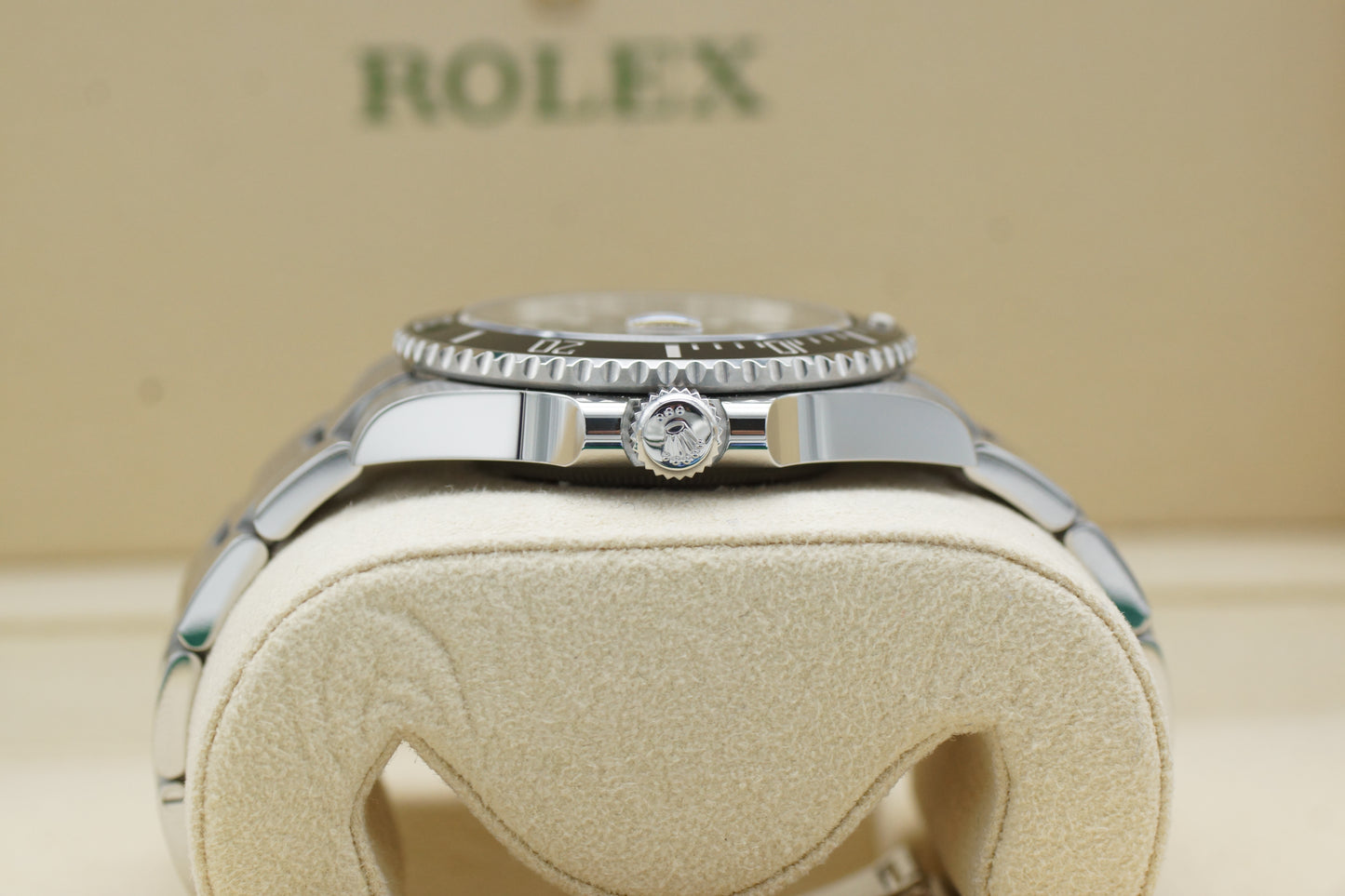 Rolex Submariner Date 126610LN Schwarz Full-Set 2022