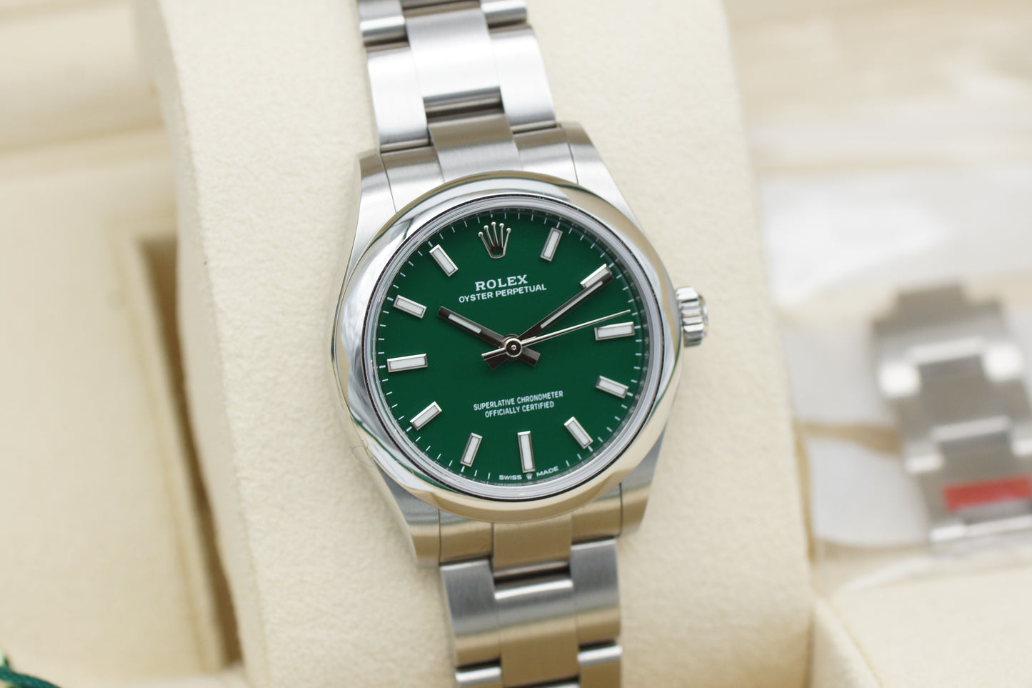 Rolex Oyster Perpetual 31 Grün 277200 Full-Set 2022 (LC100)