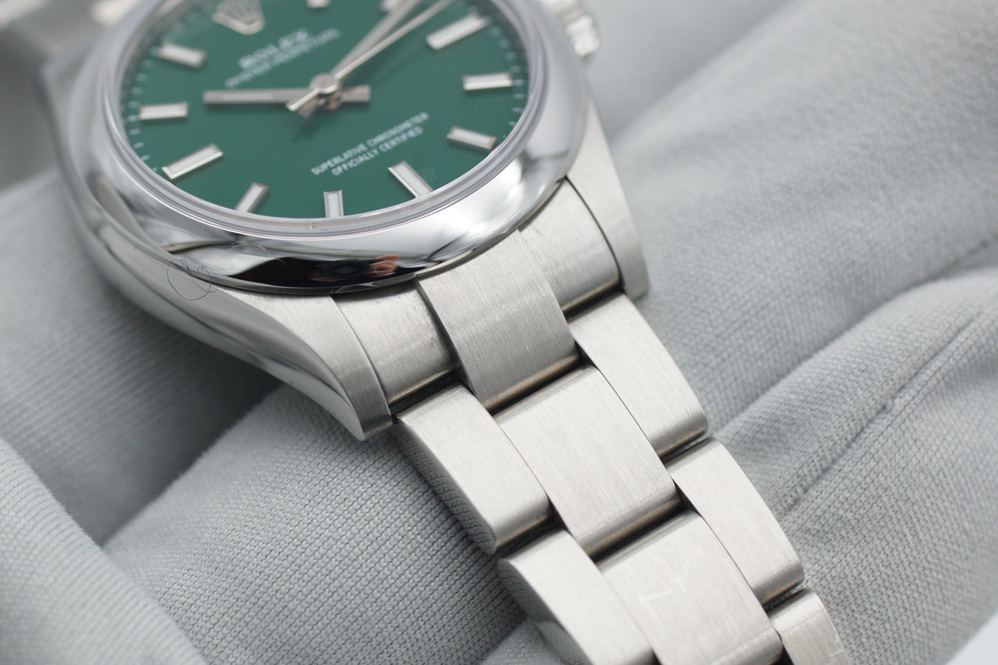 Rolex Oyster Perpetual 31 Grün 277200 Full-Set 2022 (LC100)