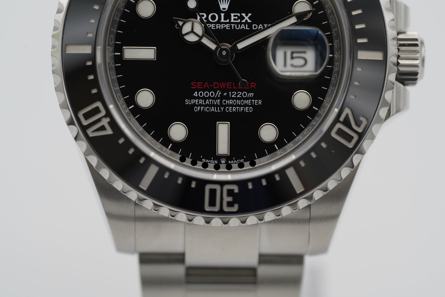 Rolex Sea-Dweller 43 Red 126600 Schwarz Full-Set 2019