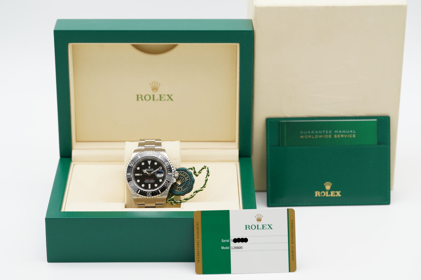 Rolex Sea-Dweller 43 Red 126600 Schwarz Full-Set 2019