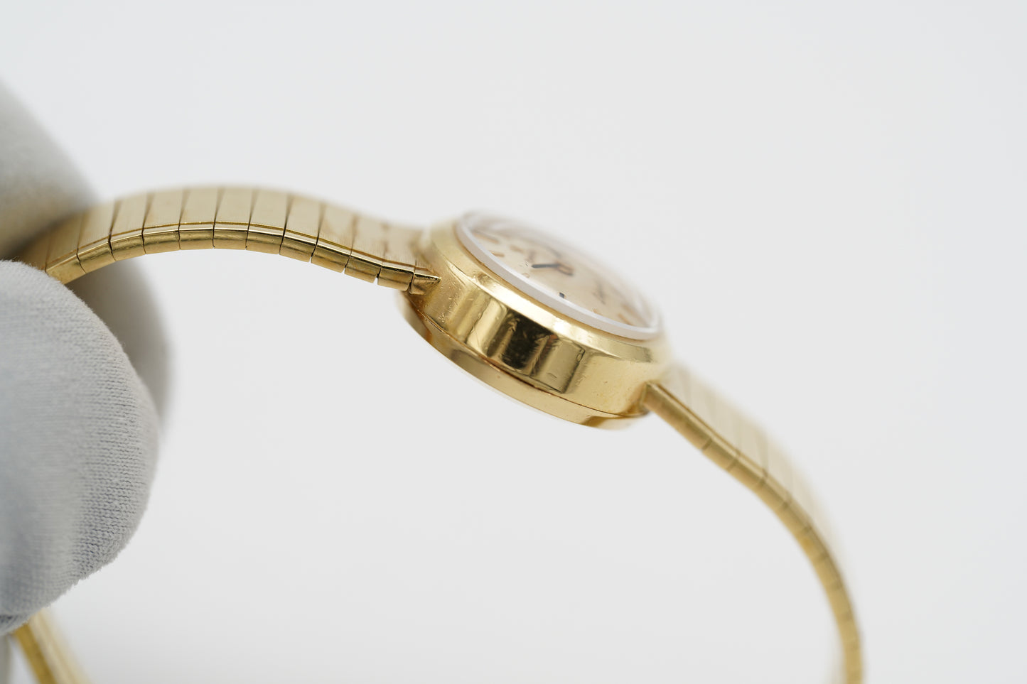 Omega Ladymatic 18k Gelbgold Damenuhr inkl. Box 35g