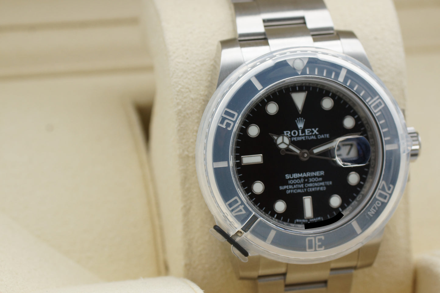 Rolex Submariner Date 116610LN Schwarz NEU Full-Set 2019 NOS LC100