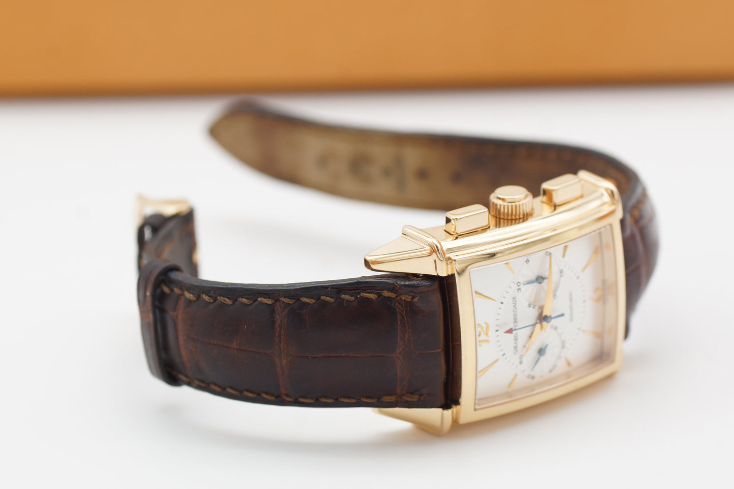 Girard-Perregaux Vintage 1945 2599 Roségold 2004