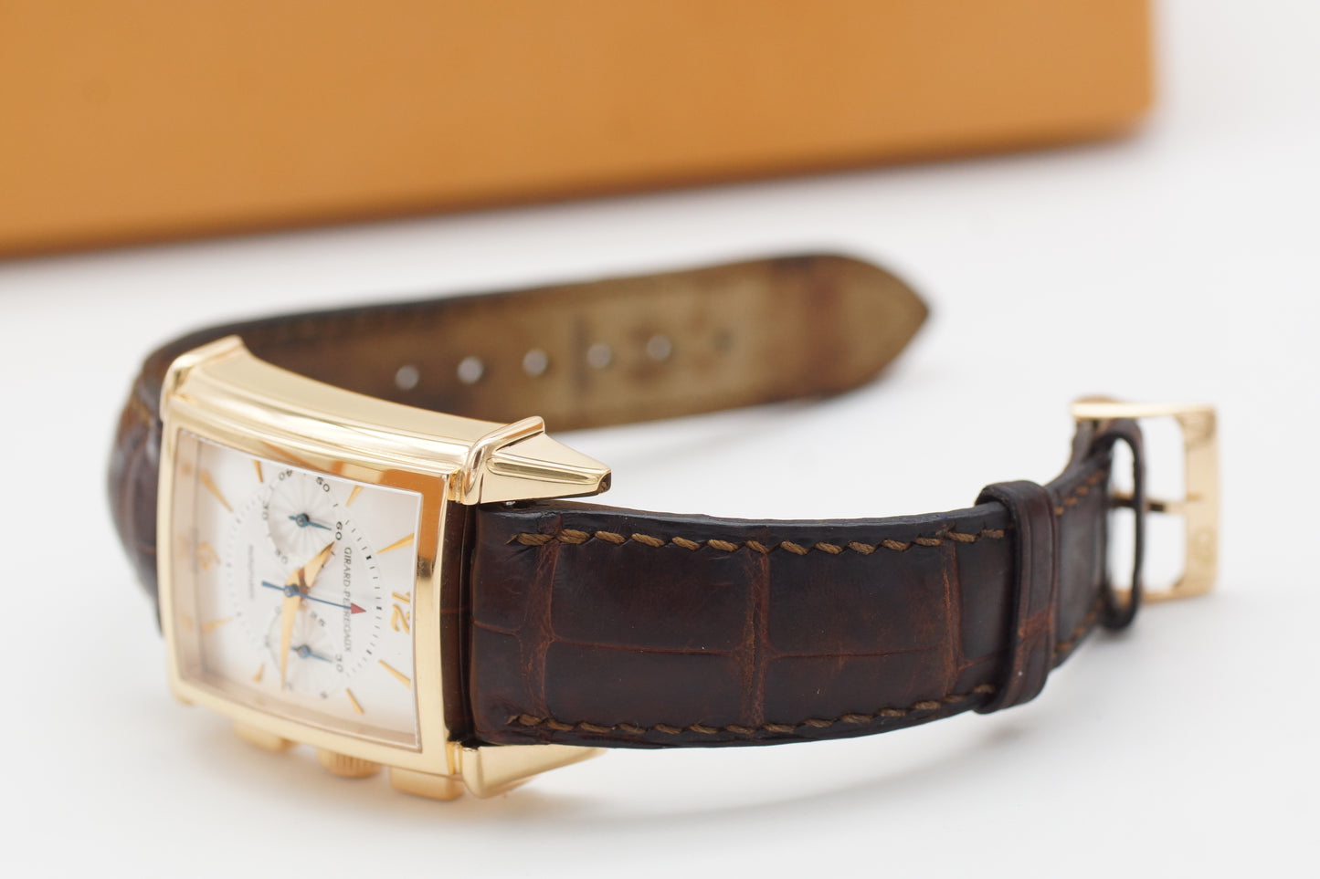 Girard-Perregaux Vintage 1945 2599 Roségold 2004